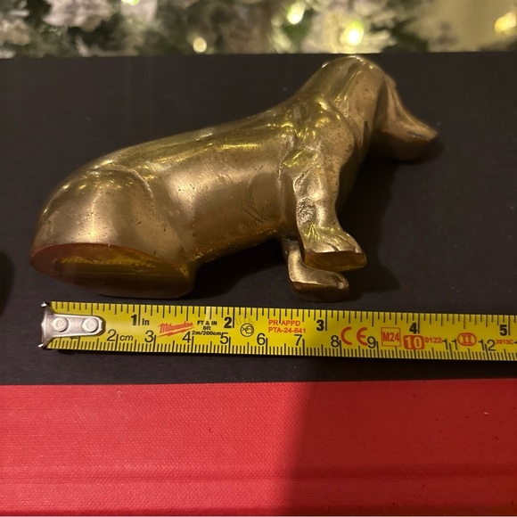 Vintage Solid Brass Dachshund Dog Figurine Paper Weight Bookshelf Cottage Hunt - Picture 6 of 7